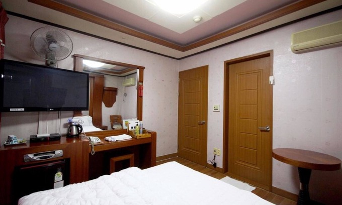 Pohang Hotel | Pohang Jukdodong Sky Hill