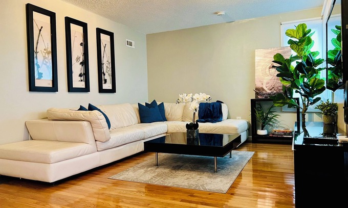 North Buffalo House | Polished & Modern Space in Amherst