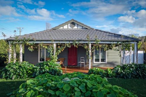 Healesville House | Pomegranate Guest House