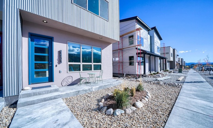 Poncha Springs House | Ponchita East- New 3 Bedroom in Poncha Springs- Minutes to Ski Monarch