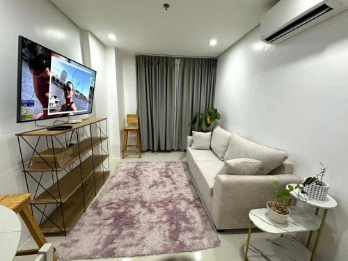 Pallocan Apartment | Pontefino Condominium OPT705 1BR