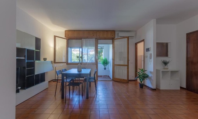 Pontelagoscuro Apartment | Pontelagoscuro Huge & Residential Apartment