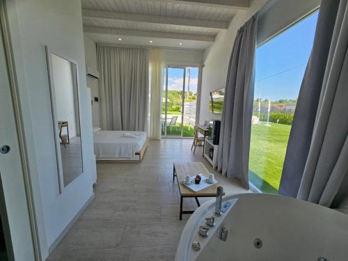 Spoltore Hotel | Pool Suite - Città Bianca