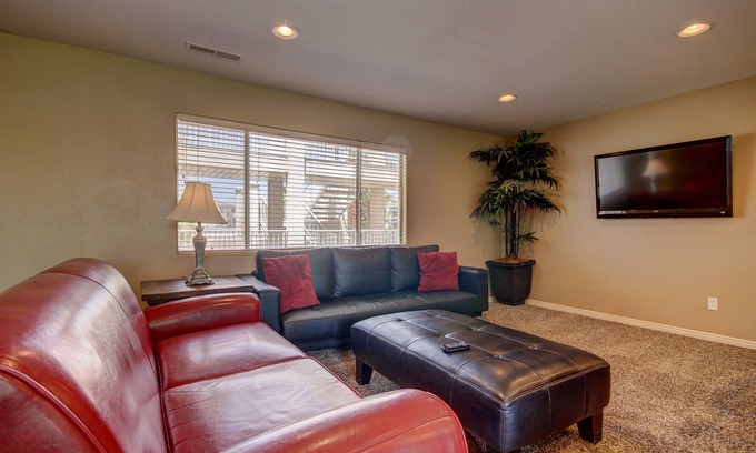 St. George Condo | Pools Open! | All Inclusive Amenity Family Resort | Poolside | Nicely Updated | #1209