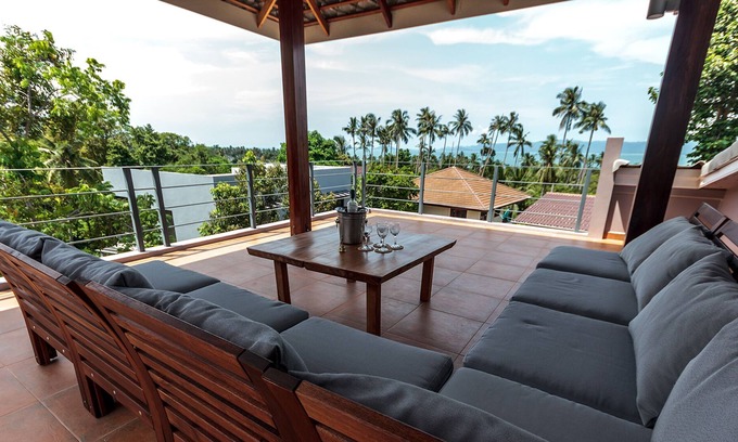 Ko Pha-ngan House | Poolvilla with roof terrace and sea view