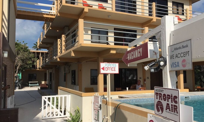 Caye Caulker Condo | Popeye's Beach Resort (Caye Caulker Island) Top Floor Condo Beach Unit #20