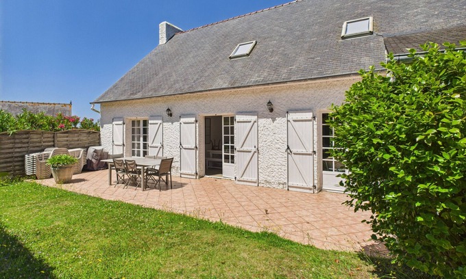 Penvenan Ski Chalet | Port Blanc – House for 12 Adults and 2 Children