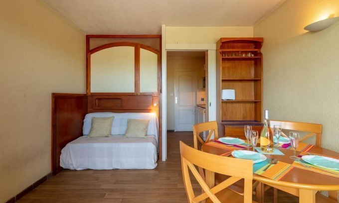 Toulon - Hyeres Apartment | Port de La Gavine by Interhome