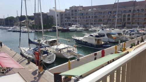 Toulon - Hyeres Apartment | Port la Gavine vue mer