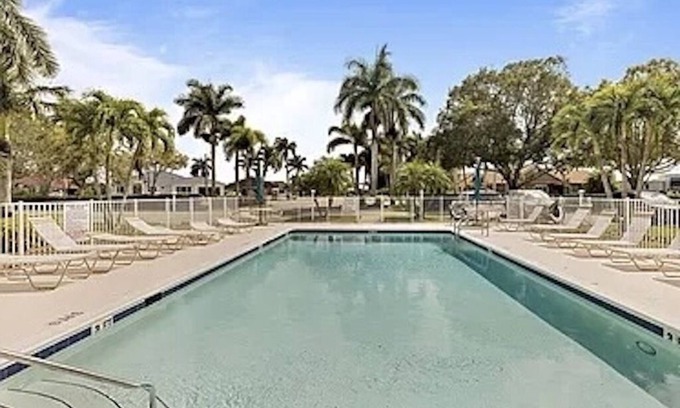Naples Condo | PORT OF THE ISLANDS, FLORIDA.nRarely available first floor unit.