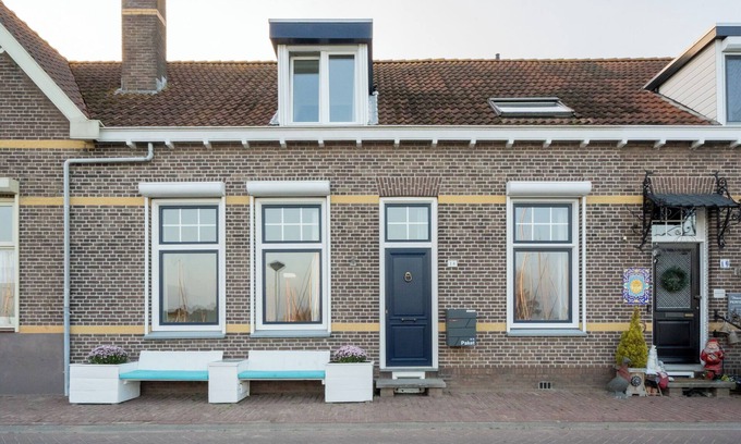 Wemeldinge House | Port property in Wemeldinge