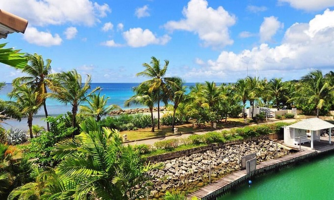 Douglas Villa | Port St. Charles – No. 168