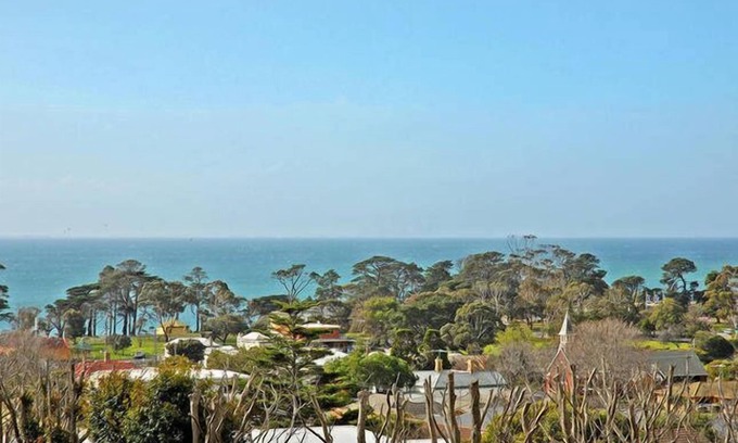 Portarlington House | Port Views - Bellarine Peninsula