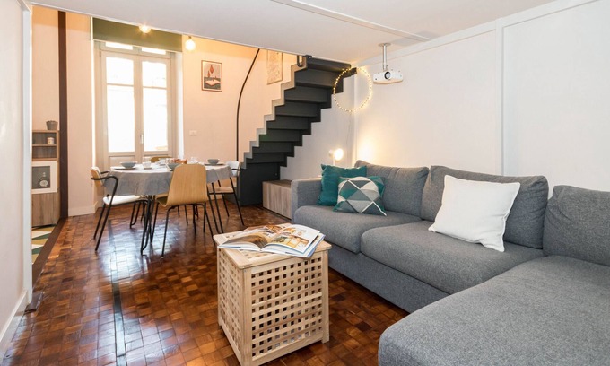 Historic Centre Apartment | Porta Nuova Apartment by Wonderful Italy