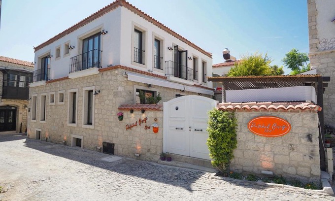 Alacati Hotel | Portakal Çiçeği Alaçatı