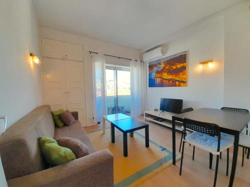 Centro / Baixa Apartment | Porto Fontainhas, by Flat in Porto