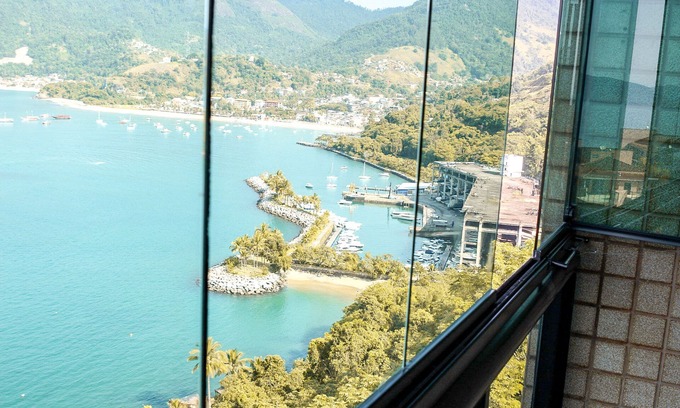 Conceicao de Jacarei Apartment | Porto Real Suites e uma vista espetacular.