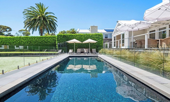 Portsea House | Portsea Resort: 5 BR, 4 BA in Portsea, Sleeps 12