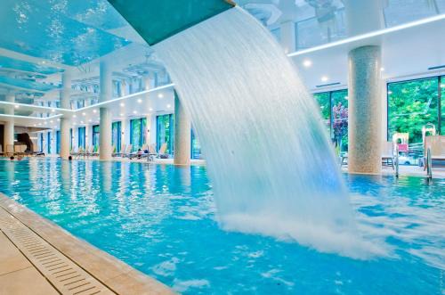 West Pomeranian Voivodeship Apartment | PORTY b103 Nadmorskie Tarasy pool sauna parking