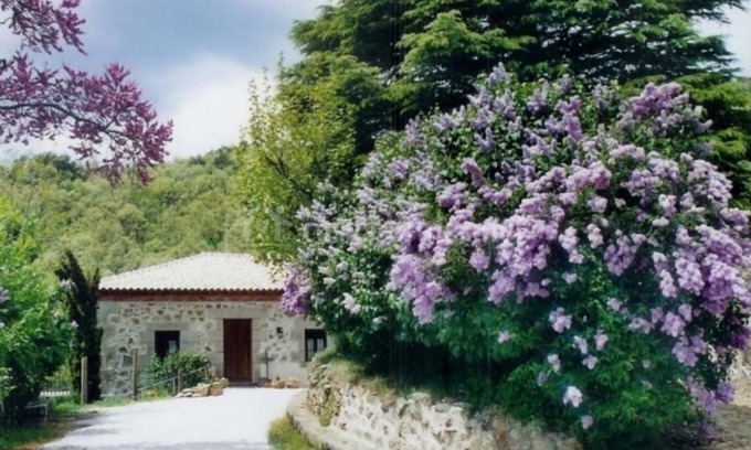 Cercedilla Hotel | Posada Peña Pintada by Vivere Stays