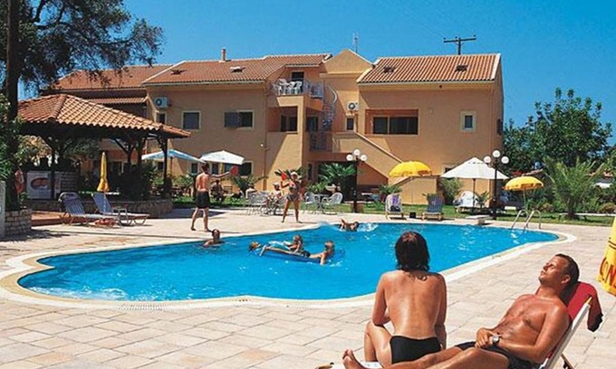 Agios Gordios Apartment | Poseidon Suites by CorfuEscapes