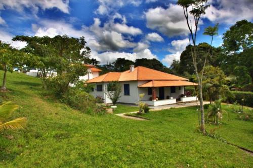 Miguel Pereira Hotel | Pousada Coração Verde