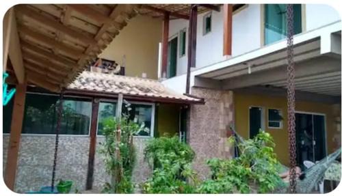 Rio das Ostras House | Pousada Tia Rosi com suites independente 100 mts da praia c ar, energia solar e atendimento vip