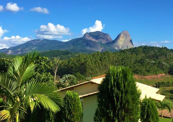Vitor Hugo House | Pousada Vista Pedra Azul