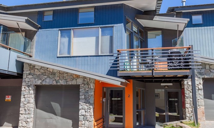 Thredbo Apartment | Powder 2B - Luxury with a hot tub
