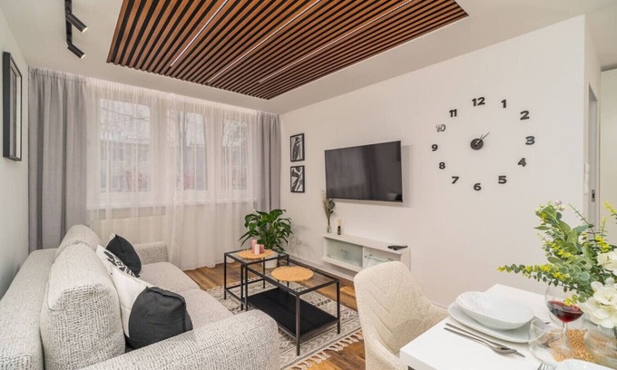 Pradnik Bialy Apartment | Prądnik Biały Apt - Parks Nearby - by Rentujemy
