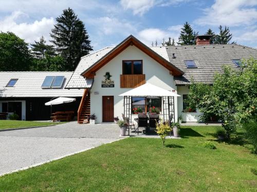 Lancovo Apartment | PR`Cajhn