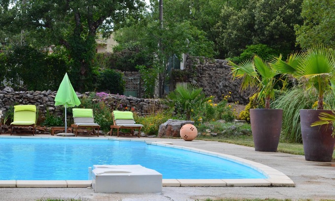 Saint-Maximin-la-Sainte-Baume Villa | Promotional rate in September 2025 135€/nuit