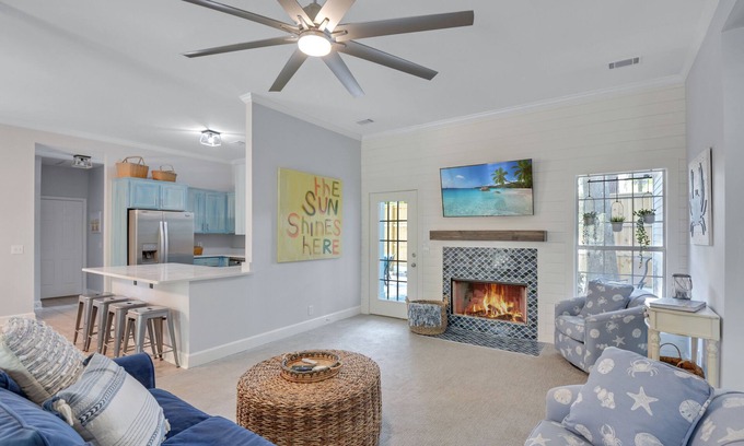 St. Simons Island House | Practically perfect! Quiet mid-island beach retreat, centrally located to all!