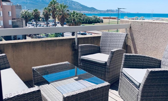 La Plage Apartment | PRADO PLAGE