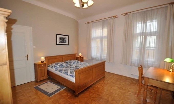 Stare Mesto Apartment | Prague-Super Classy-Best Location-2 BR Apartment