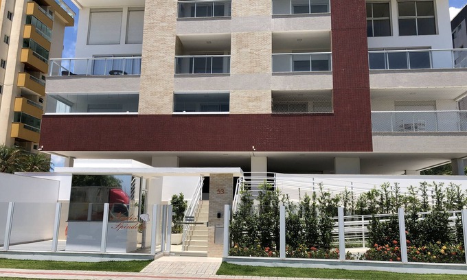Governador Celso Ramos Apartment | Praia Palmas - 3-bedroom beachfront apartment