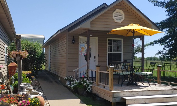 Grove Cabin | Prairie Springs cabin, quiet country setting, but close to everything!