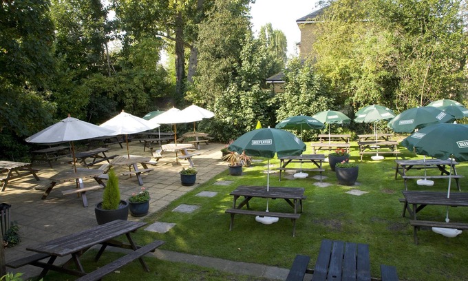 Colchester Hotel | Premier Inn Colchester - Cowdray Avenue
