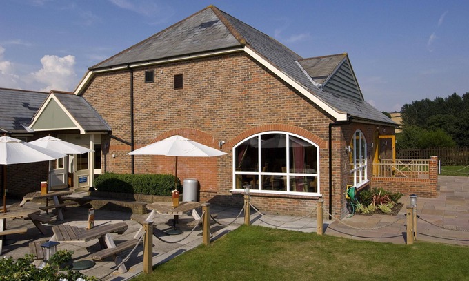 Winterbourne Earls Hotel | Premier Inn Salisbury North Bishopdown