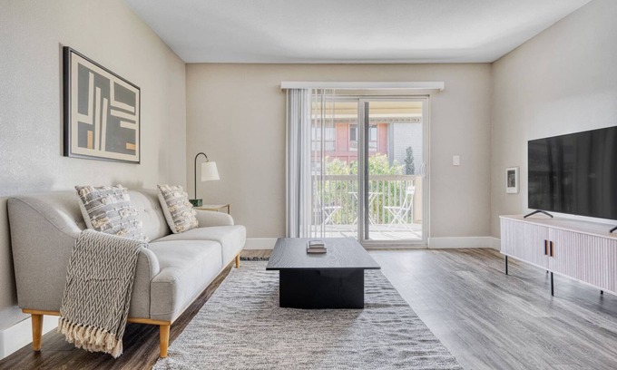 Foster City Apartment | Premium Foster City 2BR w/Gym, Pool, W/D, near highways, by Blueground