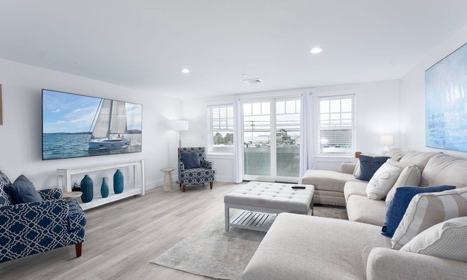 Plymouth Cultural District Apartment | Premium Ocean View Condo (1,250 sq.ft.)