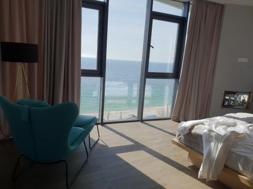 Odessa Apartment | PREMIUM Seaview Apartment 50 meters from the beach Роскошные апартаменты с прямым видом на море в 50 метрах от пляжа CF Odessa