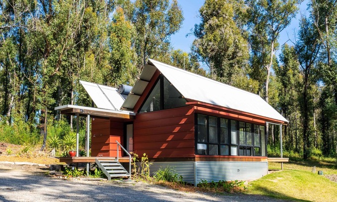 Broulee Villa | Premium Spa Bower - Premium Spa Bower for a couple
