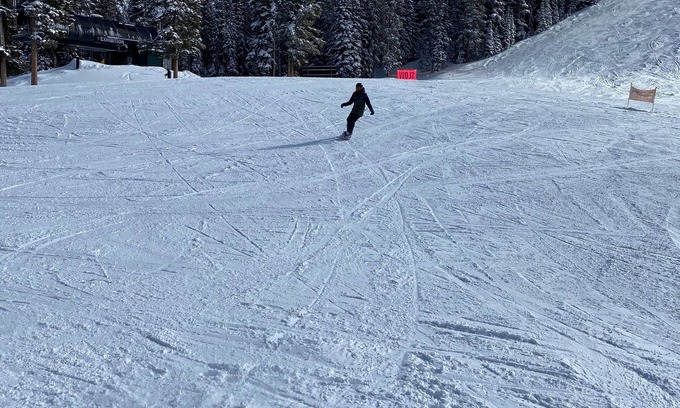 Aspen Resort | President's Ski Week Available Extra large 2 bedroom 3 bath Ski-in-out
