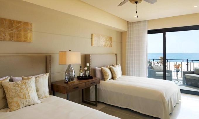 Los Cangrejos II y III Resort | Presidential Suite, 2 Bedrooms, 2 Bath, Ocean View