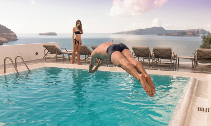 Santorini Villa | PRESIDENTIAL VILLA exudes the tranquility and allure of a Cycladic oasis.
