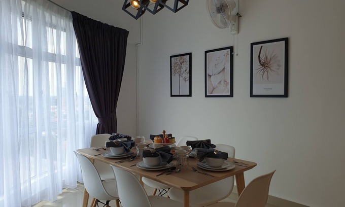 Bandar Kota Bharu House | Prestige KBCC 22 (16-16) Luxury Homestay for 7 Pax