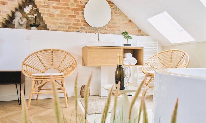 Amiens House | Prestigious house - 10 pers - near train station, town center and Hortillonnages.
