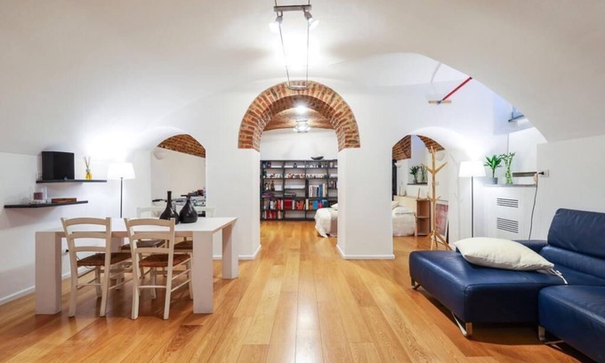 Centro Storico Apartment | Prestigious loft in old Milanese courtyard with large kitchen and ultrafast WiFi