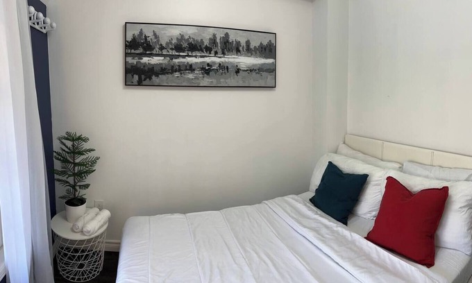 Ajax House | Prestigious One Bedroom in Ajax
